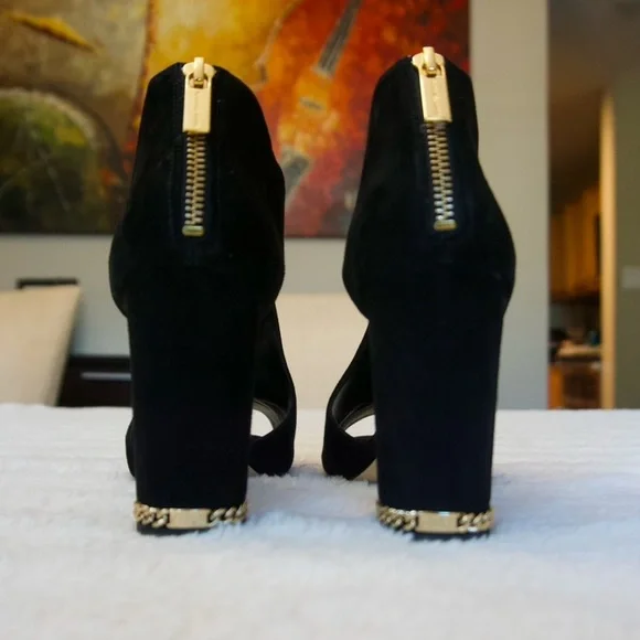 MICHAEL Michael Kors' Sabrina Pumps - Black - Picture 3 of 6